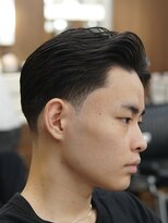 ザ チョップ ショップ ハラジュク(THE CHOP SHOP HARAJUKU)&nbsp;原宿渋谷理容室テーパーフェードカットメンズセンターパート