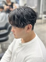 オーバルバイアピッシュ(OVARL by apish)&nbsp;シャドウパーマニュアンスパーマ波巻きシャドウメンズパーマ