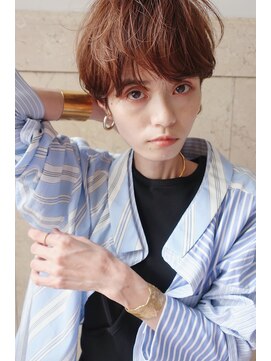 リュト(Lute) くせ毛風 大人かわいいマッシュショート