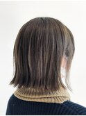 20代30代大人可愛い小顔外ハネハイライトミディアム