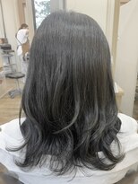 アルターリール(aL ter Rire)&nbsp;ブルーブラック×ミディアムレイヤー/福原遼華