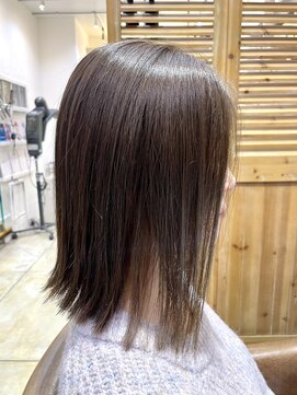 ボタニカル(BOTANICAL) 大人可愛い艶感シークレットハイライト外ハネ大人ボブ