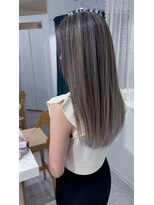 アオ(AO)&nbsp;バレイヤージュ×グレージュ