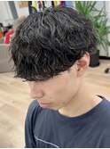 波巻きスパイラルパーマメンズマッシュツーブロックメンズパーマ