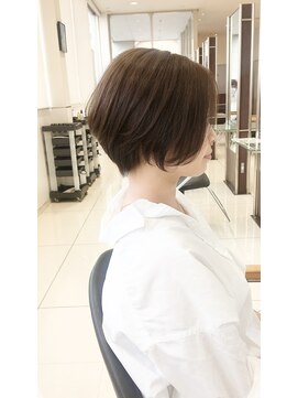 リリ(RiRi) ナチュラルショート