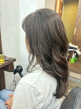 ヘアメイク デザート(HAIR MAKE DESART) 木村法子【細めハイライト×レイヤースタイル】