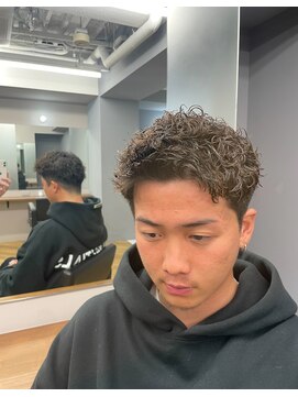 アレス バイ シカ 神戸三宮元町店(ALLES by Cica) 刈り上げラフスパイキーショート