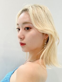 バンクスヘアー(BANK'S HAIR)の写真/髪のオシャレは妥協しない!透明感×ブリーチ×デザインカラーで理想の私へ。初めてブリーチもお任せ下さい!