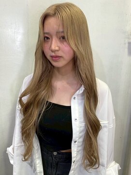 セプト 天神大名(SEPT.) ケアブリーチ ハイトーン ベージュ ロングヘア ダメージレス