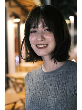 エアー 青山(AIR) ミディアムボブ/外ハネボブ