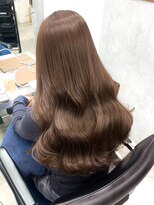 リラ バイ ミラ 新宿(LILA by MILA)&nbsp;ブラウンカラー/ブラウンベージュ/ベージュカラーレイヤーカット