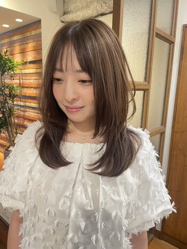 エクリ 麻布十番(equri) セミロングレイヤー