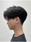 毛流れセンターパートニュアンスパーマカルマヘアメンズパーマ