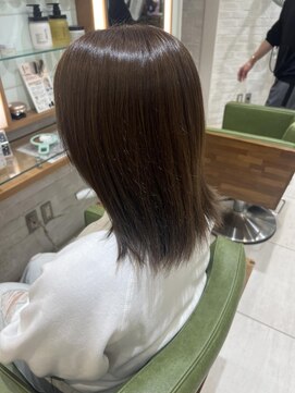 コム(com by neolive) 冬にぴったりアッシュブラウン