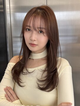 ジョエミバイアンアミ(joemi by Un ami) ★大人レイヤーワンカール小顔カット流し前髪オリーブベージュ