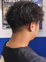 ジュリー(Julie)&nbsp;オーダー:一周刈り上げてクリクリにして