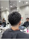フェードカットでスッキリとかっこよく！