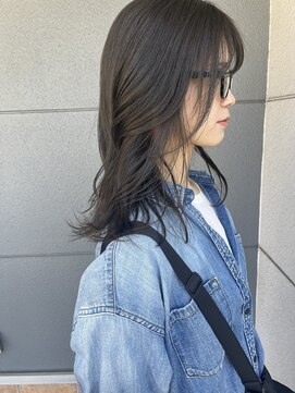 ヘアーアイストゥーレ(HAIR ICI TRE) グレージュ　ブリーチなし　レイヤー　似合わせ　担当阿知波