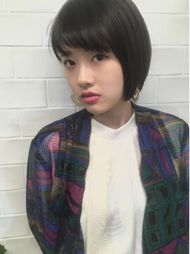 インビテーション(invitation) 【invitation】イルミナダークグレー きりっぱなしショートボブ