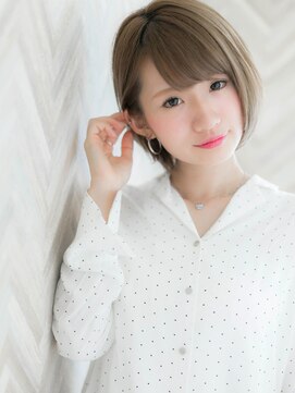 ローマ ギンザ(ROMA Ginza) 『ROMA』美シルエット ナチュラル 小顔 グレージュ ショート