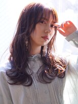 アトリエ フェム(atelier.fem)&nbsp;柔らかい動きのニュアンスロングスタイル