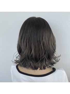 サロンドミルク 溝の口店(salon de MiLK) ホワイトグレーのグラデーションカラー♪