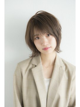 ミエルヘアーエスト 新宿店(mielhair est) グレージュ×外ハネレイヤーミディ【新宿】