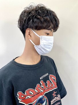 レーヴス(REVES) ニュアンスパーマ　お洒落ツーブロマッシュ