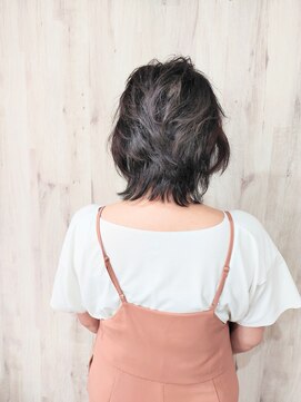 ヴィラックスヘア(ViLax Hair) 上品なフンワリパーマ風ヘア