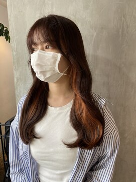 サクラ オモテサンドウ(SAKURA) 仕事・学校で隠せるバレないインナーカラーオレンジ　表参道