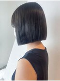 ぱつっとボブ_ショコラアッシュヘルシースタイル_ba410681