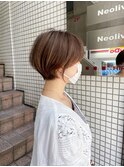 大人ガーリーチョコレートカラー丸みショートボブハイライト横浜