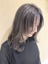 オリーブスバイネオリーブ(Olive's by neolive)&nbsp;イメチェン_ホワイトブロンド_外ハネボブ_美髪_ワイドバング