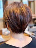 20代30代40代ナチュラルハイライト立体感前下がりショート