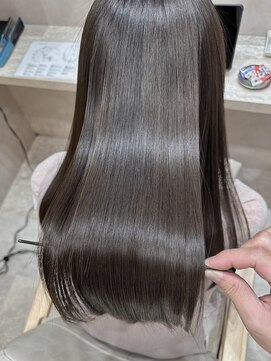 ジーナ 本八幡(Zina) 髪質改善＊ロングレイヤーグレーベージュ＊美髪【Zina本八幡】