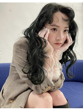 ヘン(hen) 【心斎橋hen】モスグリーンカラー