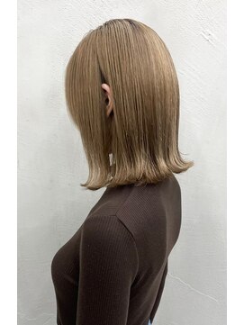 ギークス(GEEKS) 【GEEKS渋谷】オリーブベージュ/冬カラー/伸ばしかけボブ/透明感