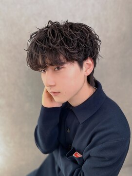 ジーナ 天神(Zina) 無造作マッシュ