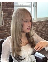 ジェニファー(Jennifer)&nbsp;海外レイヤーxエンドカラー
