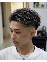 ルシードスタイルアートラッシュ(LUCIDO STYLE ARTRUSH) 極道パーマ×ホワイトメッシュ