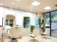 HAIR ZONE　LATOUR【ヘアゾーン　ラ・トゥール】