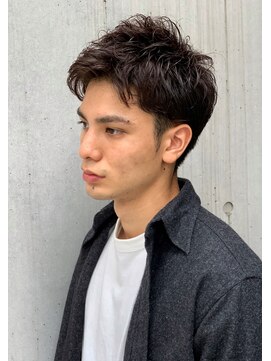 トルネード(TORNADO) くせ毛風ワイルドツーブロックショート