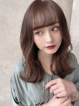 プラチナ(PLATINA) くびれヘア/韓国/透け感/くすみカラー/ロング/ベージュカラー