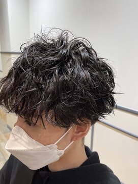 ネオリーブエム(Neolive em;) メンズパーマ　スパイラルパーマ