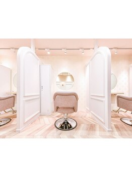 【難波/なんば1分】お悩みを打ち明けやすい半個室の空間で、贅沢なリラックスタイムをお過ごし頂けます♪