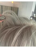 スティードトーキョー(Steed Tokyo)&nbsp;whitebeige