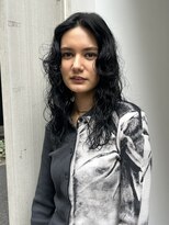 ノラギンザユー(NORA GINZA/U)&nbsp;ロングパーマニュアンスパーマくせ毛パーマ大きめカール