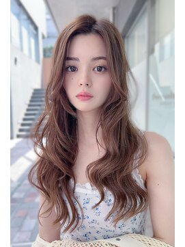 クーエフー(coo et fuu) 春のロングレイヤー ミルクティーベージュ×透明感カラー