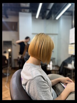 ライズ バイ レボ 柏店(RISE by REVO) 抜きっぱなしブロンド