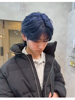ジーナ  札幌大通(Zina)&nbsp;美髪＊ネイビーブルー＊フェザーショート＊Zina札幌大通
